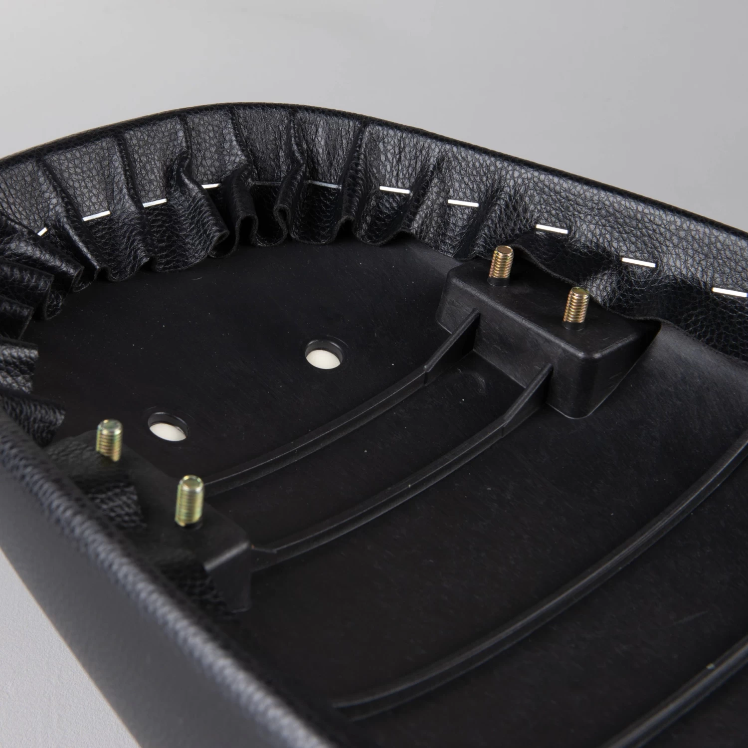 Snell Classic Racer Seat Black - Image 3